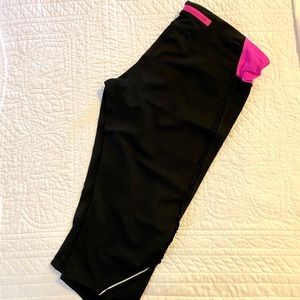EUC Lululemon fast and free capri legging - sz 10